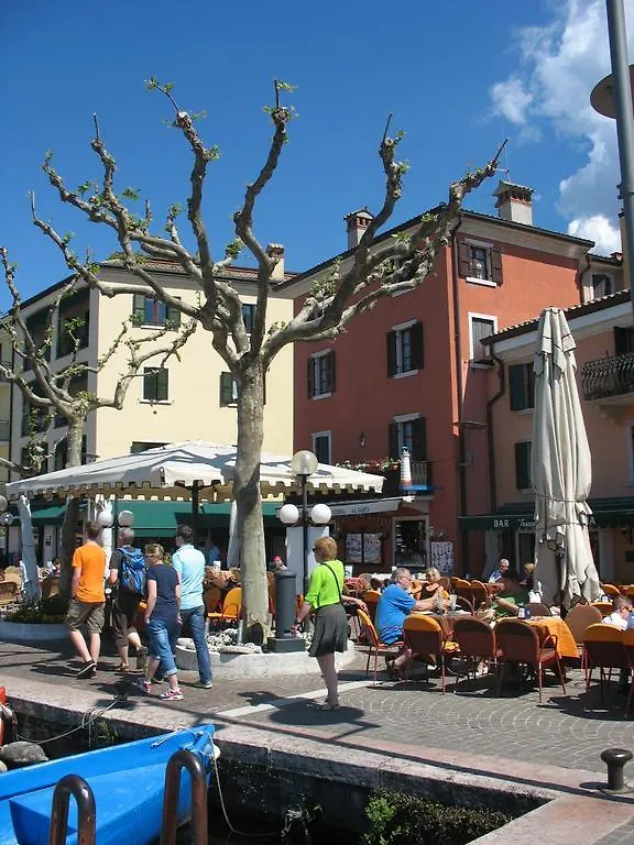 Casa Katy Apartment Garda  0*, Garda (Verona) Italy